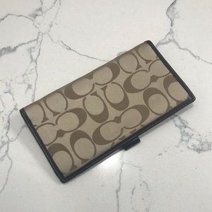 Coach • checkbook cover